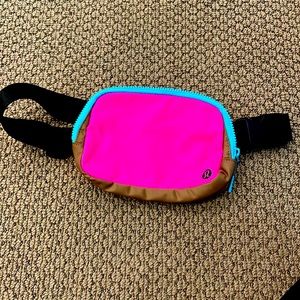 Lululemon everywhere belt bag 1l